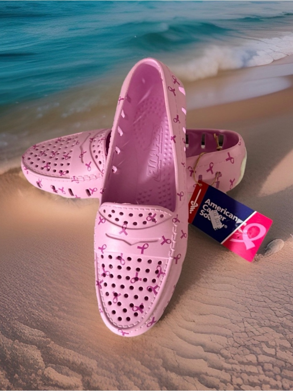 Floafers Women’s Size 8 Pink Heart Posh Driver Loafers. New with Tag